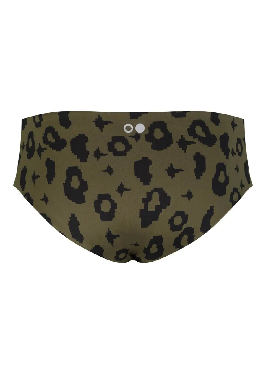 nachhaltige bikini bottom amami green leopard moss, sustainable swimwear, reversible swimwear