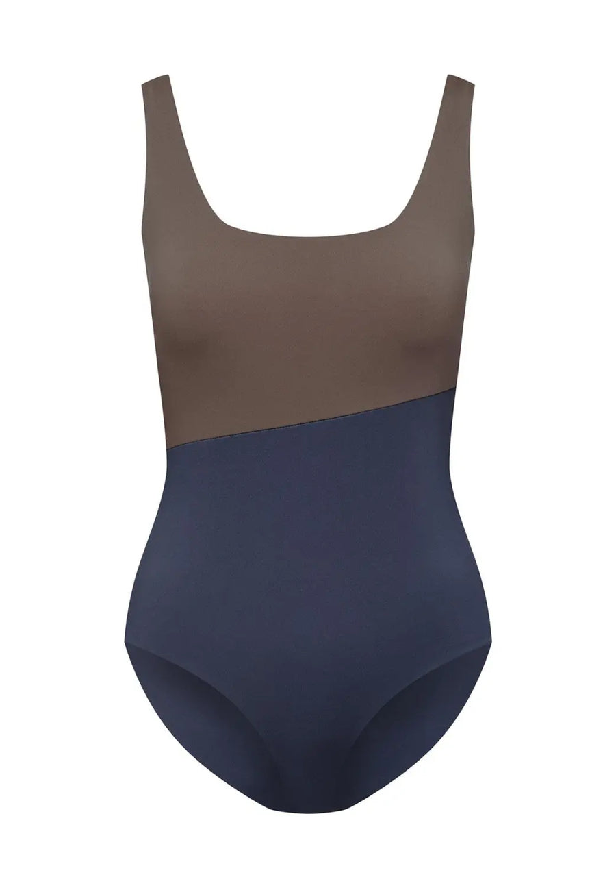 Langeoog Swimsuit Reversible in Midnight Blue/Mocha - boochen eco-conscious surfwear