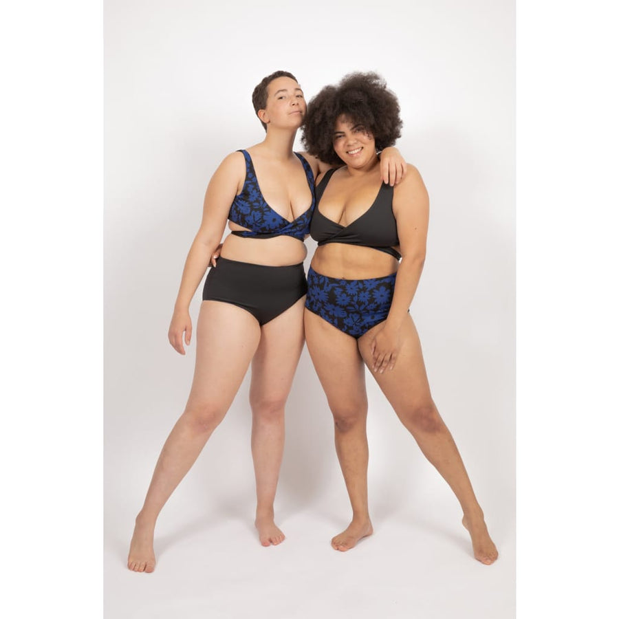 Noja Bottom in Dark Moonflower / Noir - bikini bottom