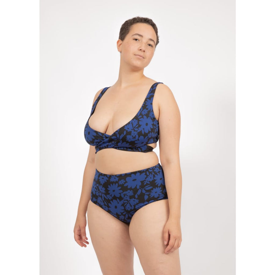 Noja Bottom in Dark Moonflower / Noir - bikini bottom